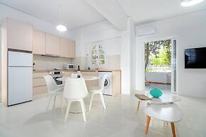 Costa Vasia Suites & Apartments