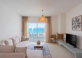 Costa Vasia Suites & Apartments