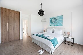 Costa Vasia Suites & Apartments