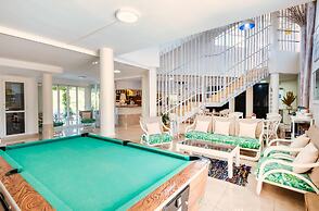 Alper Apartments