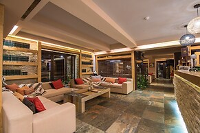 Ioana Hotels