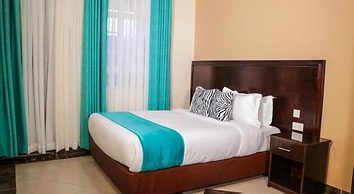 Skyward Mua Hotel