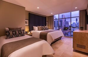 OZ Hotel Luxury