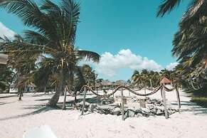Cabañas Ecoturisticas Costa Maya
