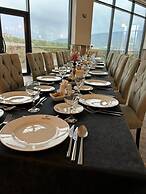 Kanyonvadi Hotel