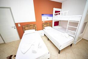 Ideal Aparthotel