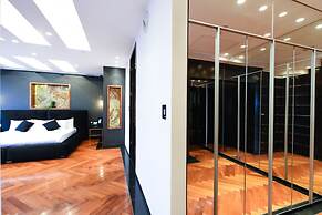 Tower Sea View Luxury 32 Floor Apartment