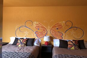 Collection O Frida Suites & Lounge