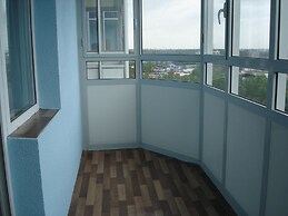 Studio near Subway