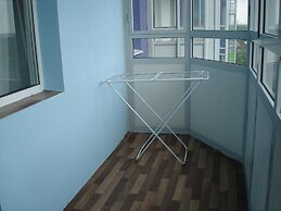Studio near Subway