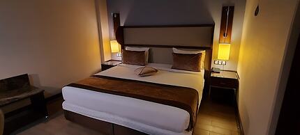 Hotel Azdif