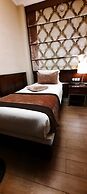 Hotel Azdif