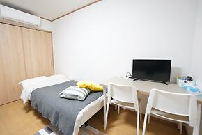 Terry's Apartment Namba South V C02B