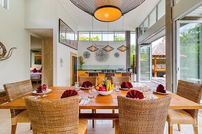 Aramanis Villas