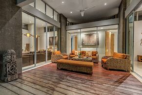 Aramanis Villas