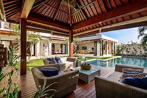 Villa The Maya