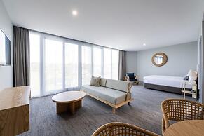 Abode Hotel Malua Bay