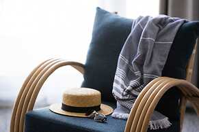 Abode Hotel Malua Bay