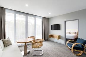 Abode Hotel Malua Bay
