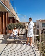Ynaira Hotel & Spa