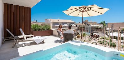Ynaira Hotel & Spa