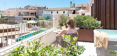 Ynaira Hotel & Spa