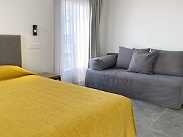 Cosmo Napa Hotel