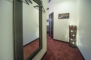 4 Rooms Hotel