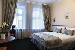 Seven Hills Brestskaya
