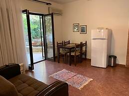 Apartments Petrovac