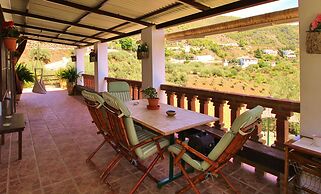1038 Villa Cruz