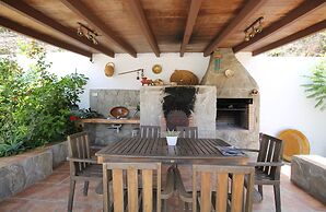 1097 Villa Jomada