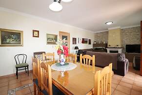 1107 Villa Salares
