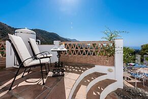 1132 Villa Hazilla