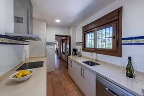 1132 Villa Hazilla
