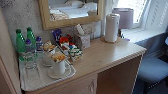 Lindean Guest House