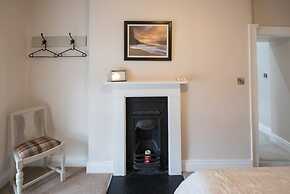Charming 2-bed Apartment in Donegal Town Centre