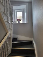 Charming 2-bed Apartment in Donegal Town Centre