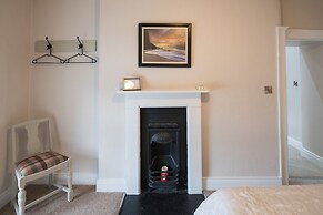 Charming 2-bed Apartment in Donegal Town Centre