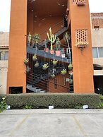 Genesis Suites