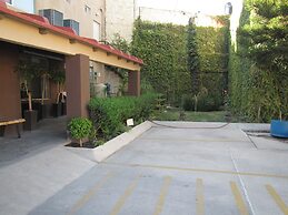 Genesis Suites