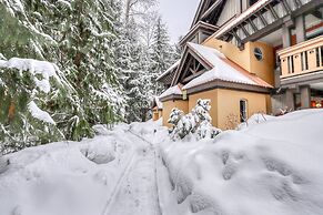 Stoney Creek Sunpath by Whistler Premier