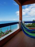Orrie's Beach Bar Hotel