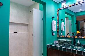 Casa Soleada 2 Bedroom Condo by RedAwning