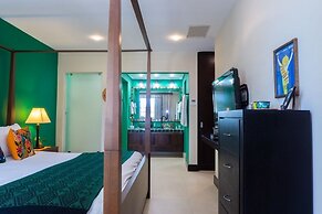 Casa Soleada 2 Bedroom Condo by RedAwning