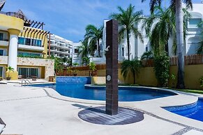 Casa Soleada 2 Bedroom Condo by RedAwning