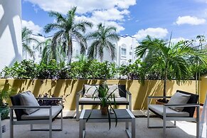 Casa Soleada 2 Bedroom Condo by RedAwning