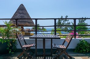 Casa Soleada 2 Bedroom Condo by RedAwning