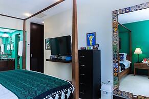 Casa Soleada 2 Bedroom Condo by RedAwning
