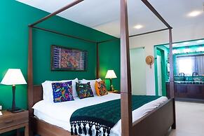 Casa Soleada 2 Bedroom Condo by RedAwning